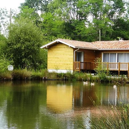 Chalet " Cote Lac " Castets Exterior photo